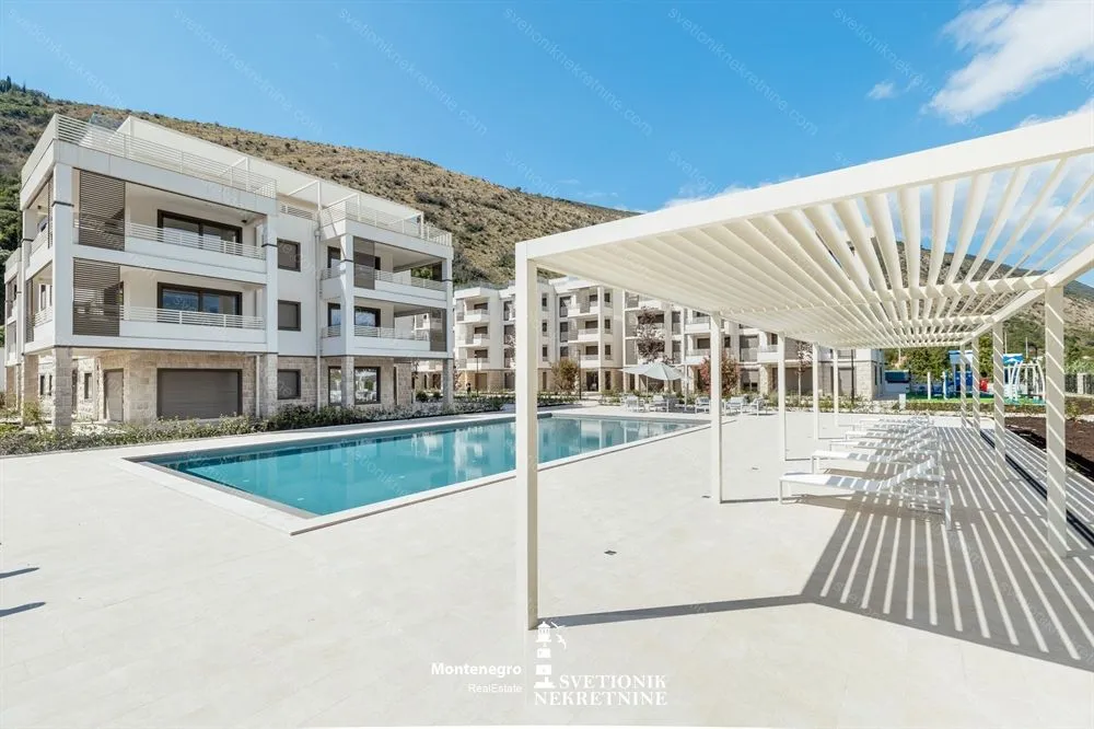 Prodaja, dvosoban stan, 76m², Igalo, Herceg Novi