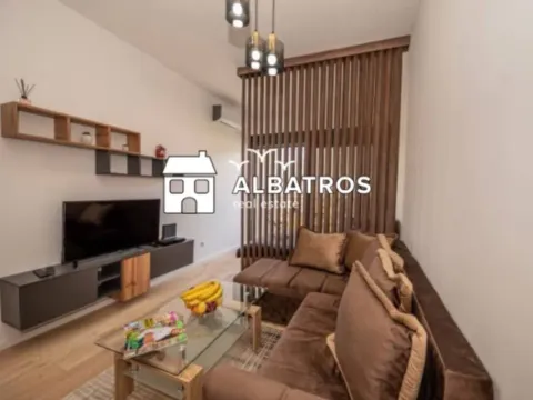 Izdavanje, jednosoban stan, 34m², Soho City, Bar - image 2