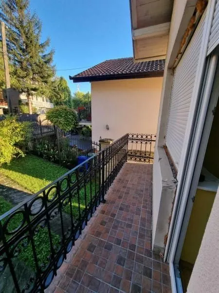 Prodaja, kuća, 160m², Sremska Kamenica, Petrovaradin