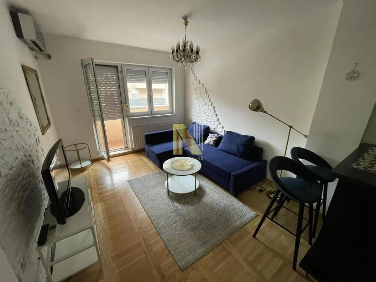 Izdavanje, jednosoban stan, 43m², Nova Detelinara, Novi Sad Sve Podlokacije