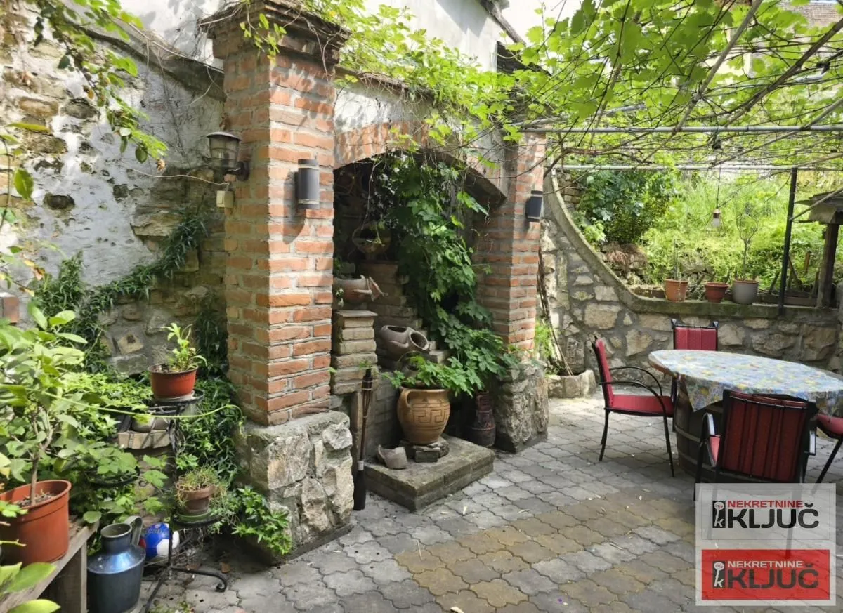 Rent, hospitality venue, 100m², Centar, Novi Sad