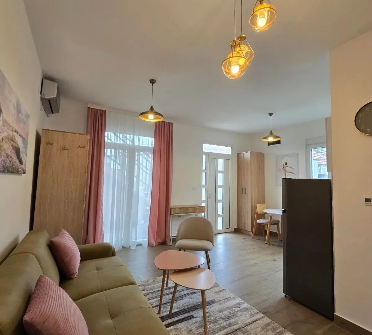 Rent, studio apartment, 25m², Momišići, Podgorica