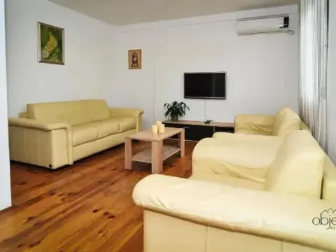 Prodaja, kuća, 525m², Tivat, Crna Gora - image 3