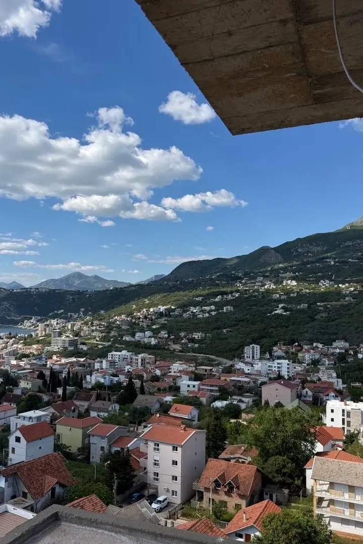 Sale, two bedroom apartment, 74m², Dobre Vode, Bar
