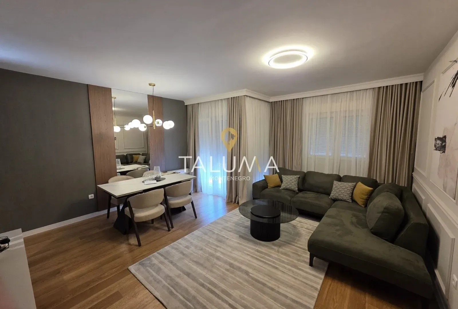 Izdavanje, dvosoban stan, 80m², Central Point, Podgorica