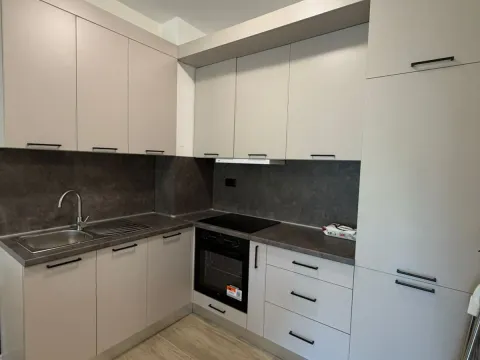 Rent, one bedroom apartment, 50m², Radanovići, Kotor - image 5