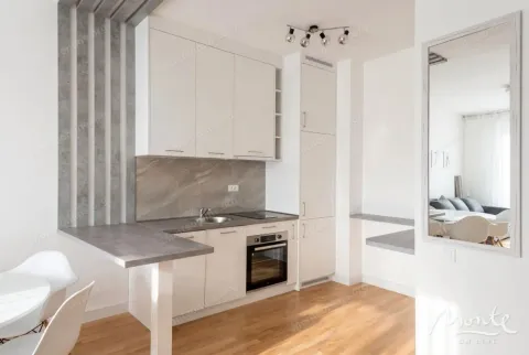 Sale, one bedroom apartment, 47m², Bečići, Budva - image 2