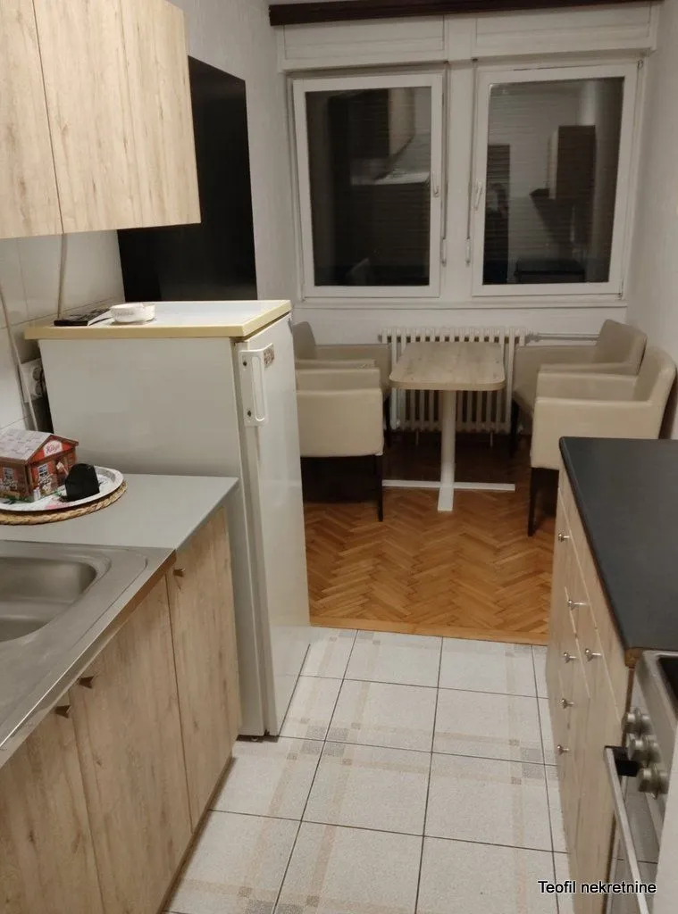 Rent, office space, 63m², Voždovac Sve Podlokacije, Beograd