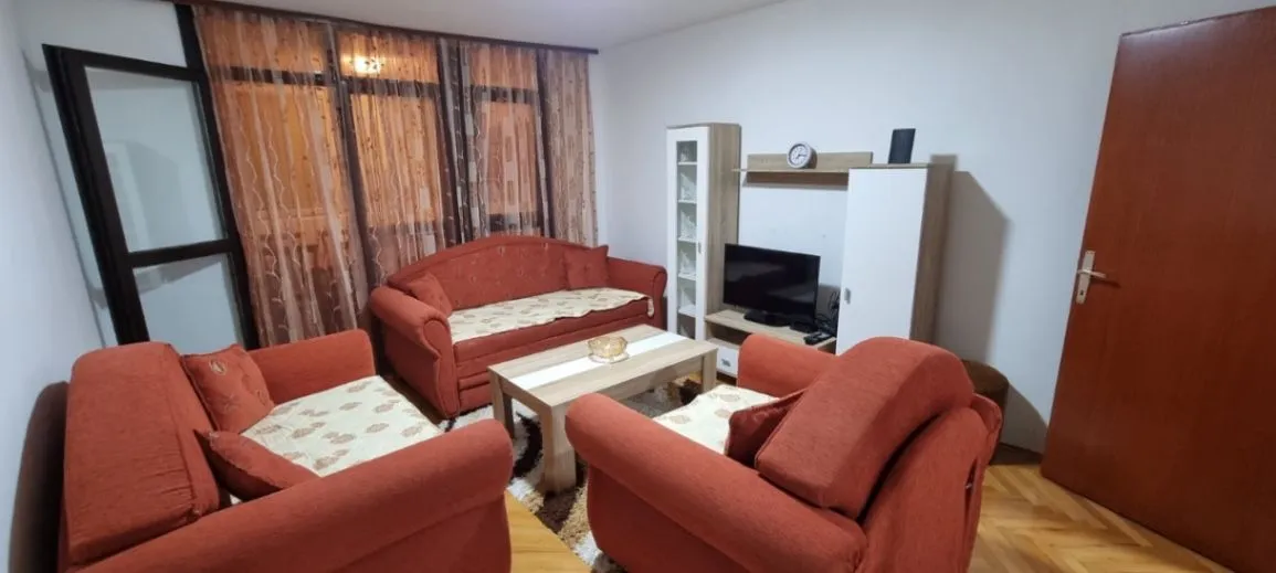 Prodaja, dvosoban stan, 65m², Makedonsko naselje, Bar