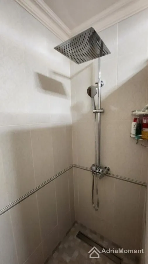 Prodaja, jednosoban stan, 77m², Đuraševići, Tivat