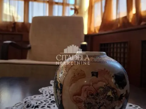 Izdavanje, stan, 101m², Kalenić Pijaca, Vračar Sve Podlokacije - image 8