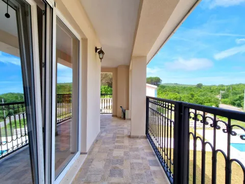 Prodaja, kuća, 185m², Zagora, Kotor - image 11