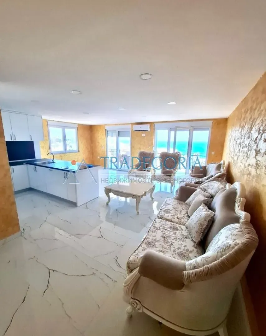 Prodaja, trosoban stan, 110m², Dobra Voda, Bar