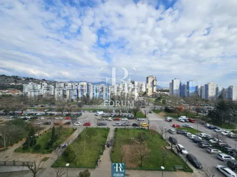 Prodaja, trosoban stan, 105m², Blok 6, Podgorica - image 13