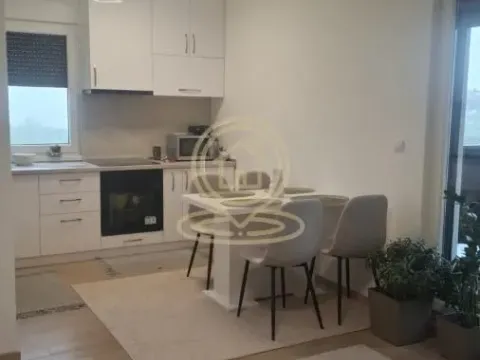 Rent, two bedroom apartment, 50m², Mirijevo Sve Podlokacije, Beograd - image 1