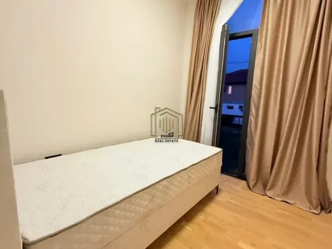 Izdavanje, dvosoban stan, 73m², Blok 9, Podgorica - image 2