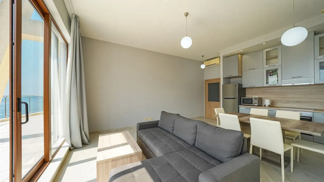 Prodaja, dvosoban stan, 96m², Bečići, Budva