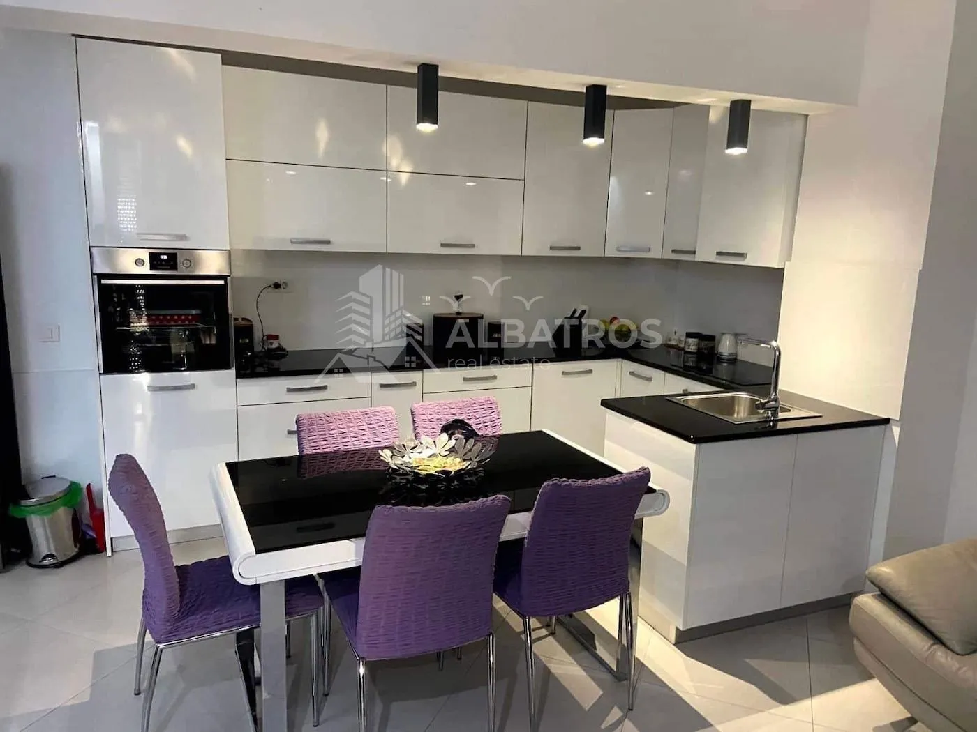 Prodaja, dvosoban stan, 64m², Bar, Crna Gora