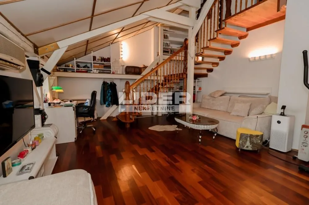Sale, three bedroom apartment, 110m², Stari Grad, Beograd