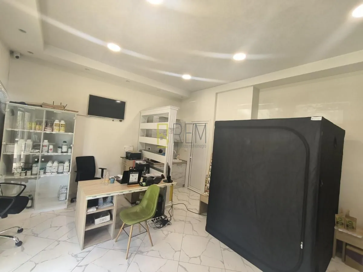 Sale, office space, 101m², Blok 9, Podgorica