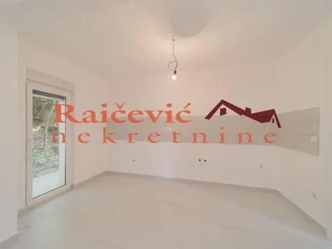 Sale, three bedroom apartment, 82m², Grocka, Beograd - image 6