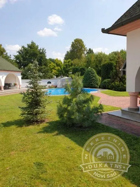 Prodaja, kuća, 420m², Kać, Novi Sad Sve Podlokacije