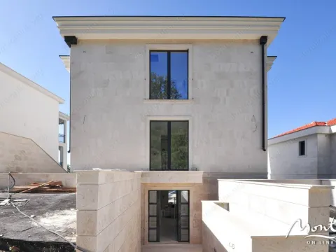 Prodaja, kuća, 261m², Reževići, Budva - image 20