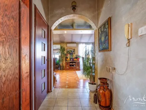 Sale, house, 219m², Dobrota, Kotor - image 25