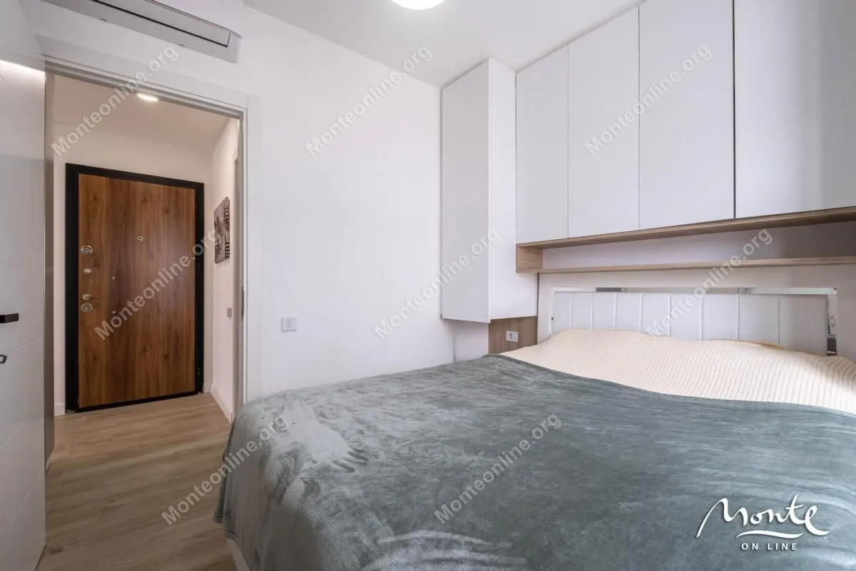 Prodaja, dvosoban stan, 47m², Tivat, Crna Gora