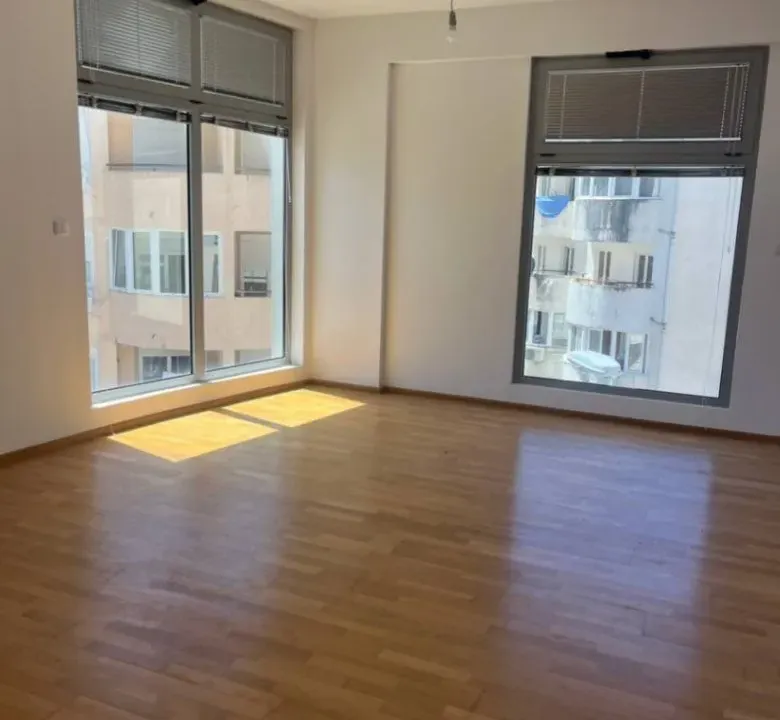 Prodaja, trosoban stan, 94m², Rozino, Budva