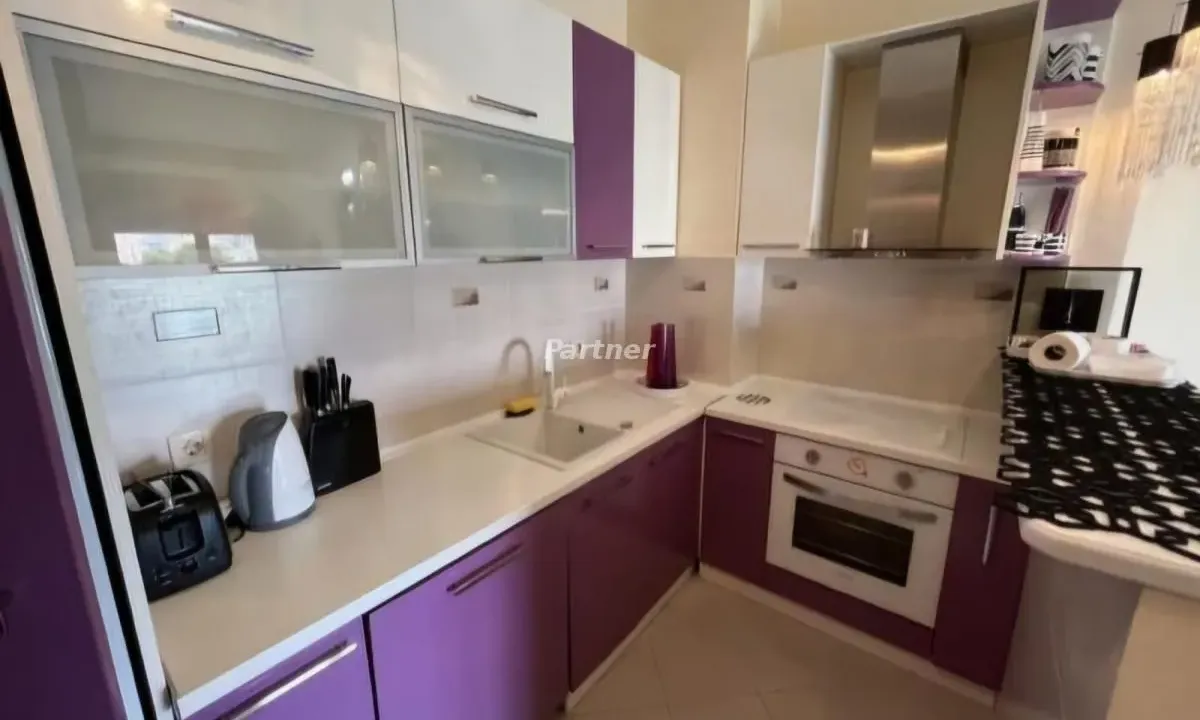 Prodaja, trosoban stan, 117m², Bar, Crna Gora