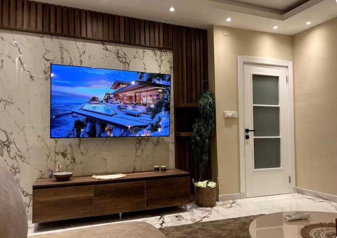 Rent, one bedroom apartment, 50m², Dobrota, Kotor