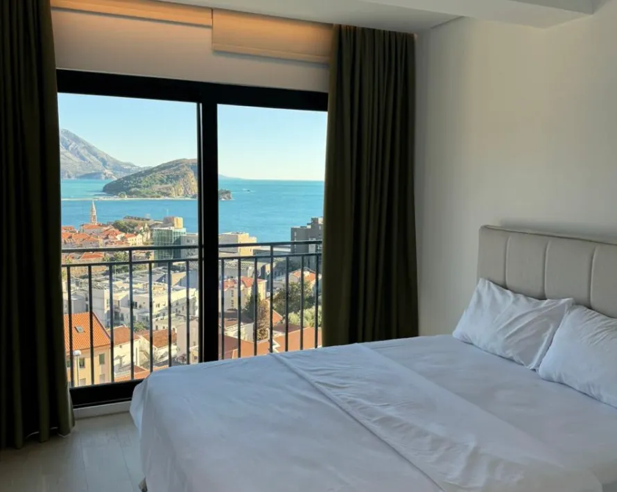 Prodaja, trosoban stan, 262m², Budva, Crna Gora