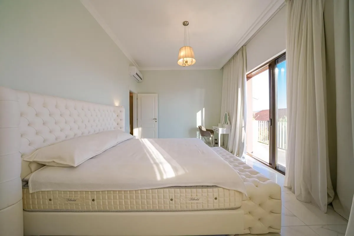 Prodaja, kuća, 285m², Tivat, Crna Gora