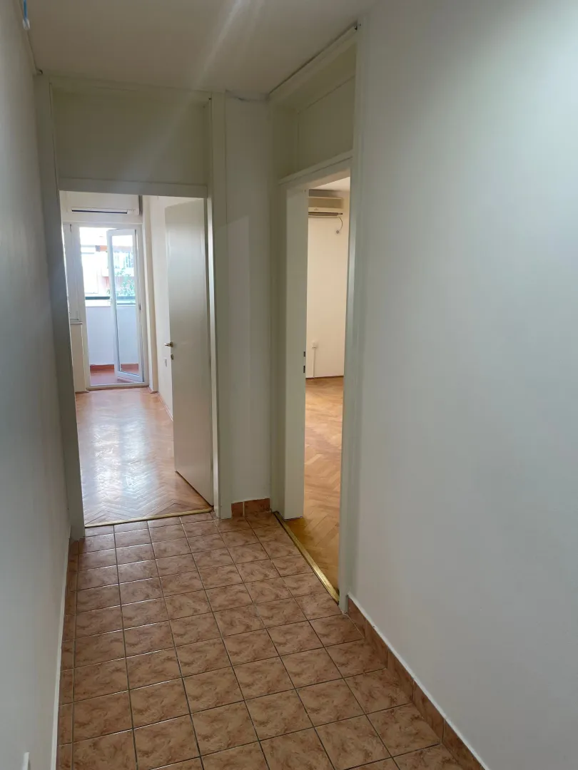 Rent, office space, 45m², Kruševac, Podgorica