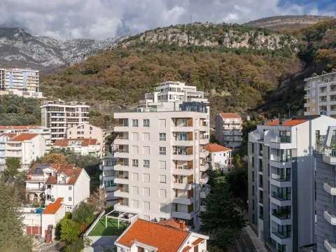 Prodaja, trosoban stan, 212m², Rafailovići, Budva - image 17
