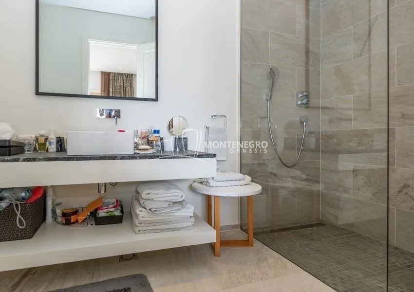 Prodaja, dvosoban stan, 152m², Luštica Bay, Tivat