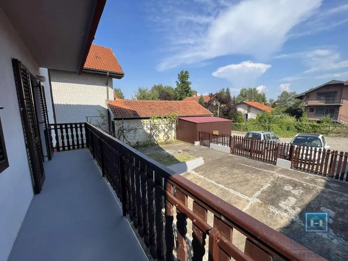 Prodaja, kuća, 353m², Budžino brdo, Jagodina