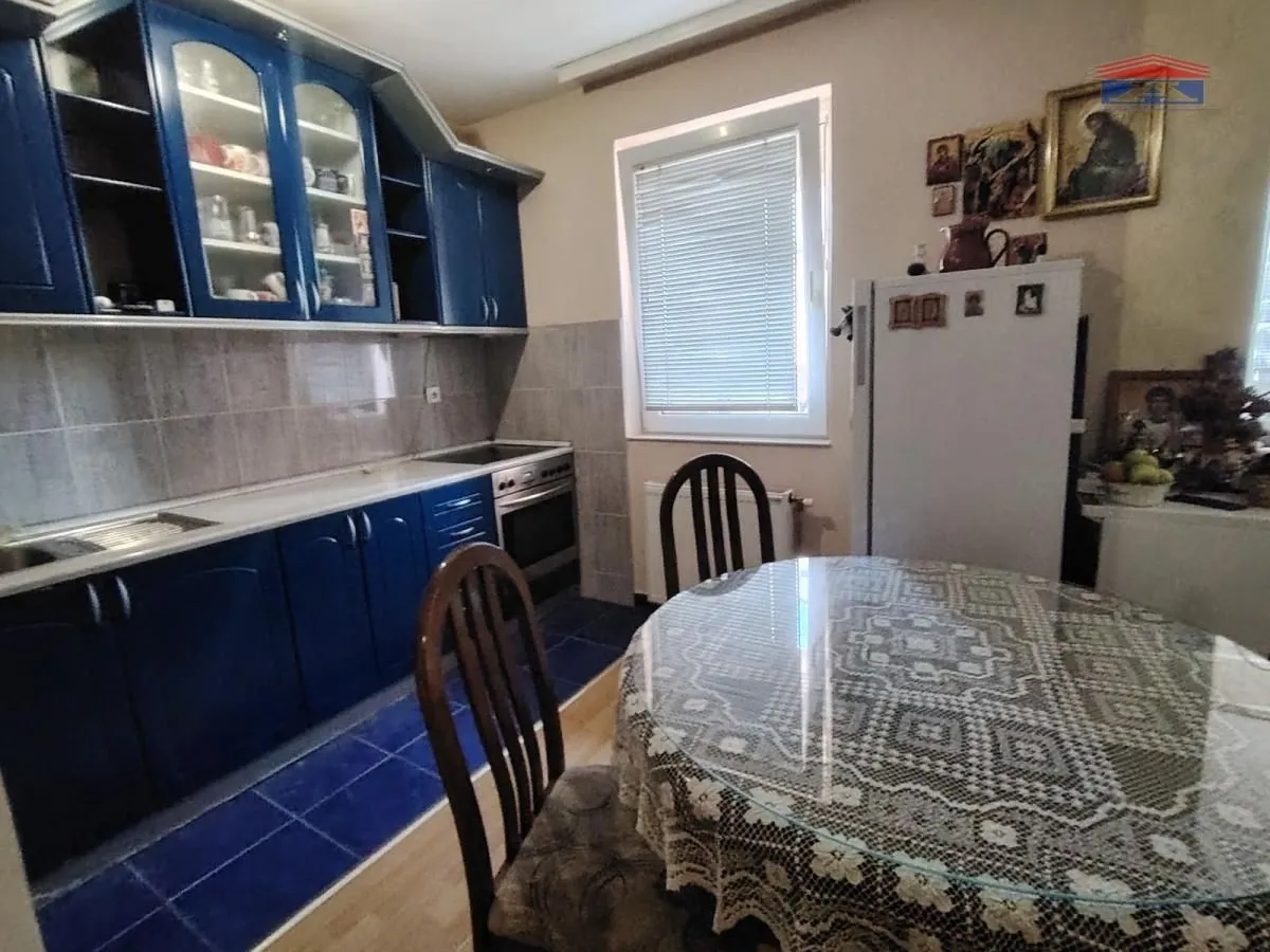 Prodaja, trosoban stan, 81m², Grbavica, Novi Sad Sve Podlokacije