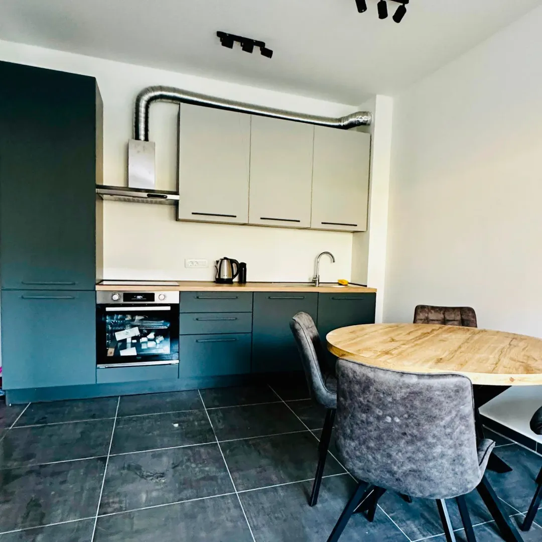 Rent, one bedroom apartment, 42m², Radanovići, Kotor