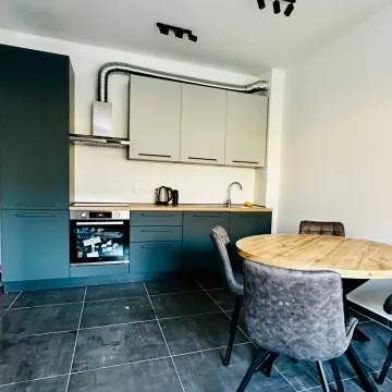 Rent, one bedroom apartment, 42m², Radanovići, Kotor - image 1
