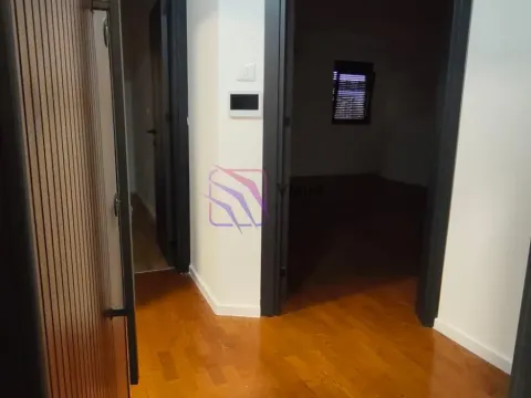 Izdavanje, jednosoban stan, 45m², City Kej, Podgorica - image 12