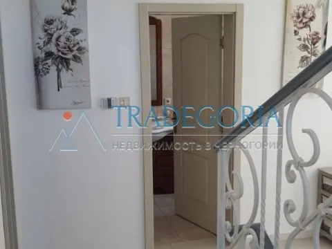 Prodaja, kuća, 307m², Bar, Crna Gora - image 18
