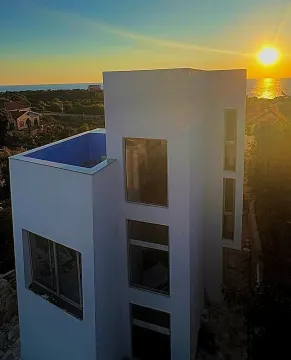 Prodaja, kuća, 250m², Utjeha, Bar - image 2