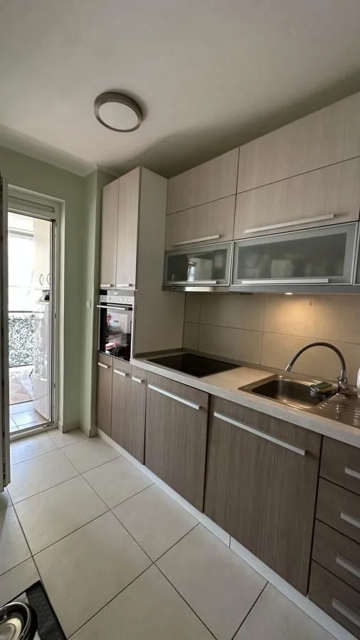 Prodaja, četvorosoban stan, 84m², Novo naselje, Novi Sad
