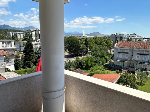 Rent, two bedroom apartment, 72m², Momišići, Podgorica - image 7