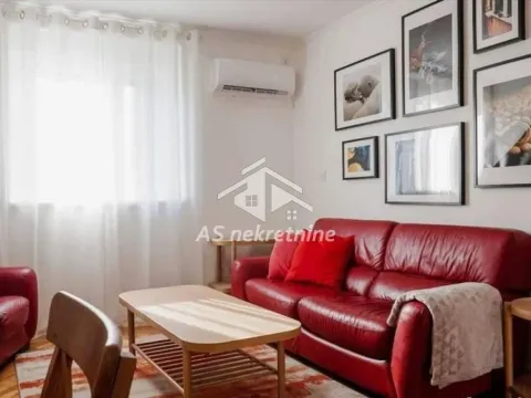 Rent, two bedroom apartment, 51m², Dorćol Sve Podlokacije, Beograd