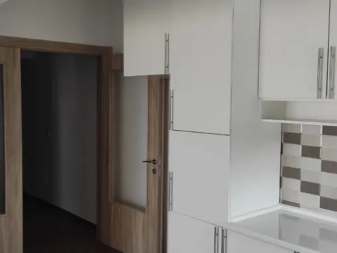 Prodaja, dvosoban stan, 71m², Centar, Bar - image 6