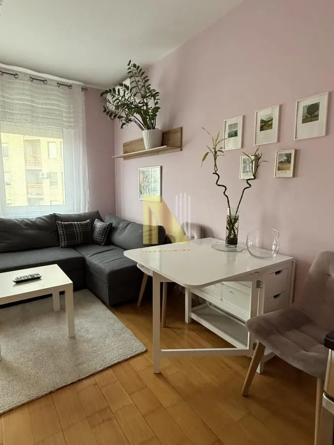 Izdavanje, jednosoban stan, 36m², Rotkvarija, Novi Sad Sve Podlokacije