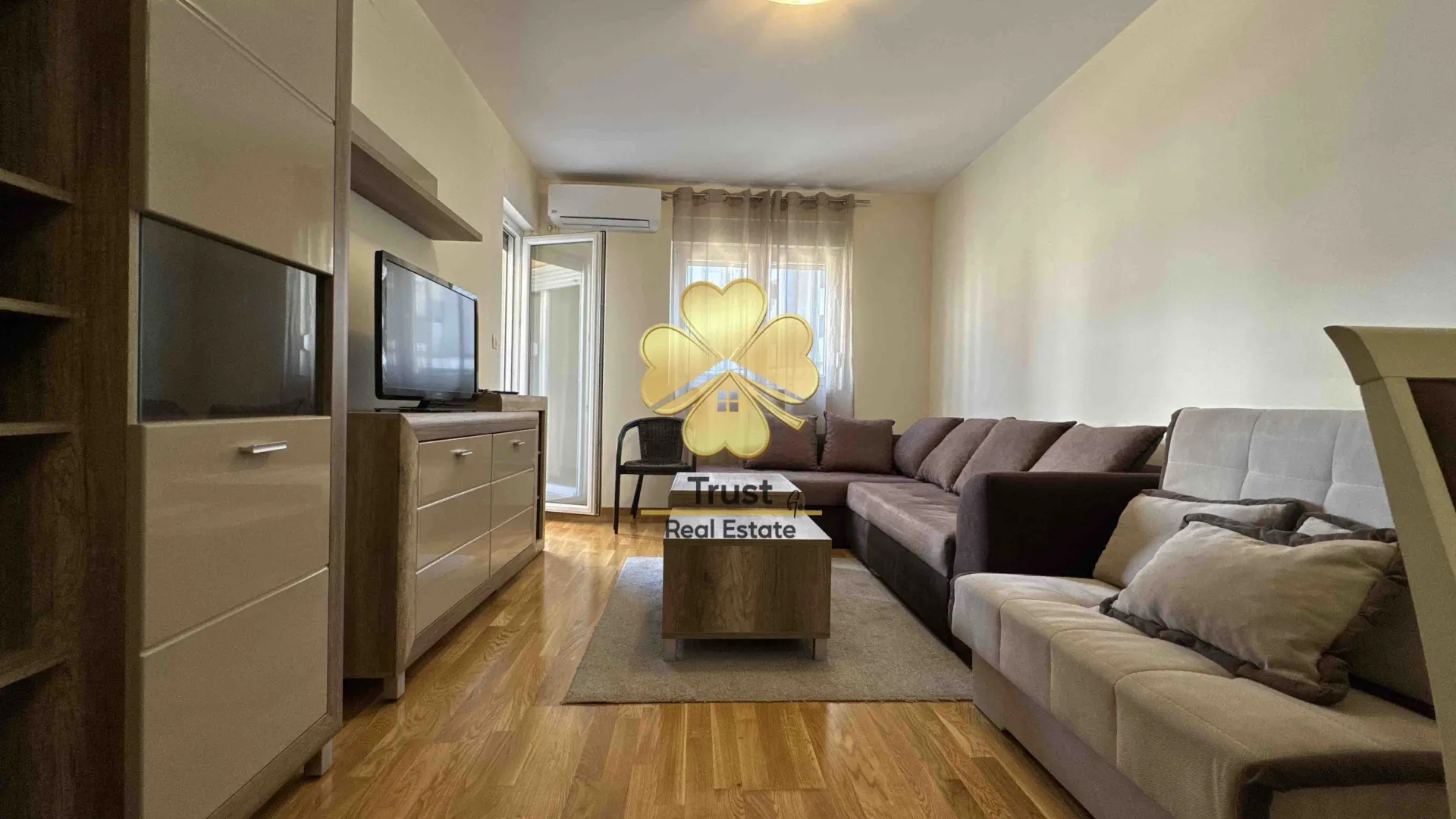 Izdavanje, jednosoban stan, 50m², Zagorič, Podgorica